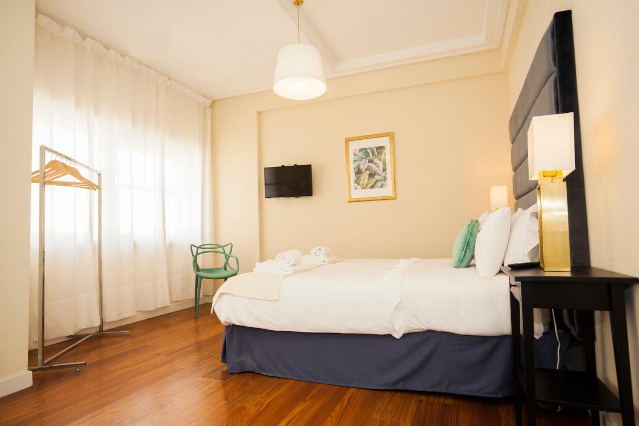 Ml Apartments Charming Rooms Porto Buitenkant foto